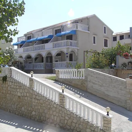 Apartments Branko Lejlighed *