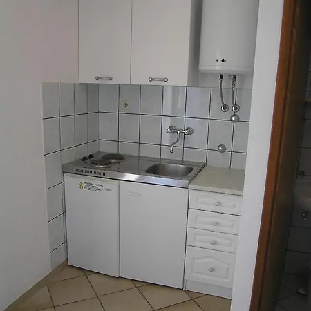 Apartments Branko דירה *